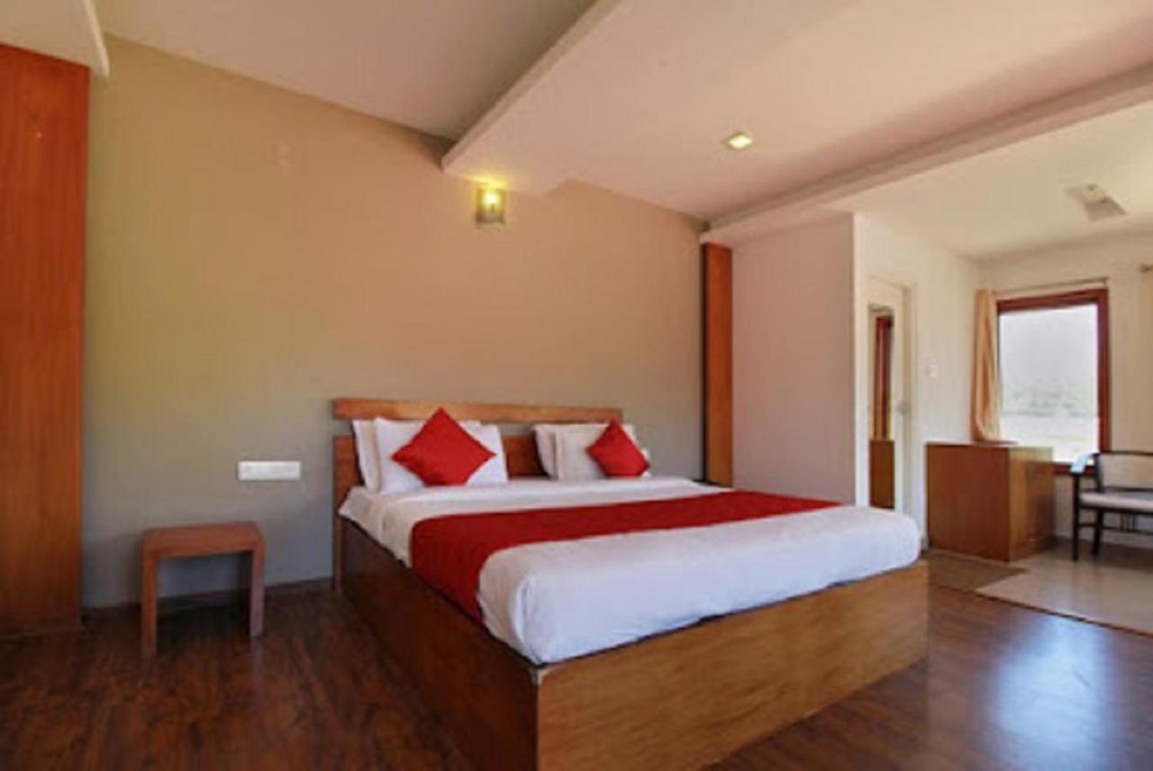 Coastal Grand Resort - Udagamandalam Exterior photo